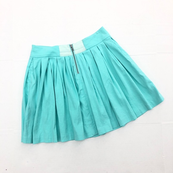 π₯³HOST PICKπ₯³ALICE + OLIVIA AQUA PLEATED SKIRT - Picture 8 of 8